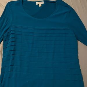 Great condition! Smoke free home.